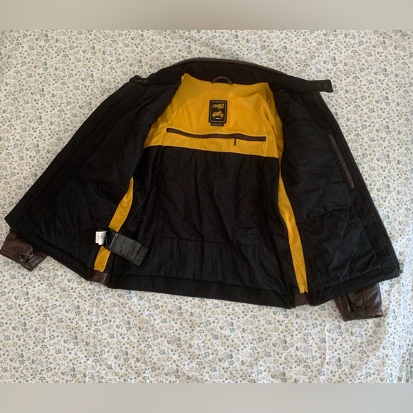 Ducati Scrambler "Quattrotasche" Leather Jacket by Roland Sands - Picture 7 of 16